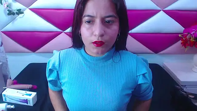 Snapshot of MariaClay chatting on February 22, 11:24 am MariaClay online show from February 22, 11:24 am