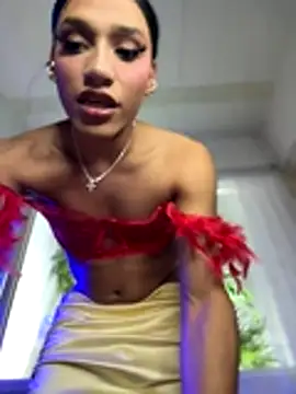 Snapshot of Emaa- chatting on November 21, 11:14 pm Emaa- online show from November 21, 11:14 pm