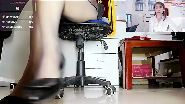 andii-1 online show from November 15, 2:31 am