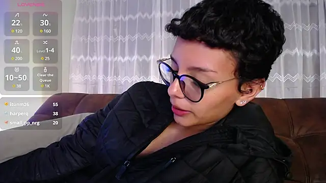 peyton golden1 online show from February 14, 10:17 am