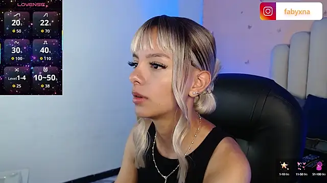 peyton golden1 online show from October 6, 3:48 am