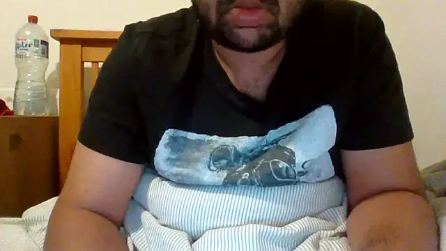 whoreboi98 online show from May 23, 10:47 pm