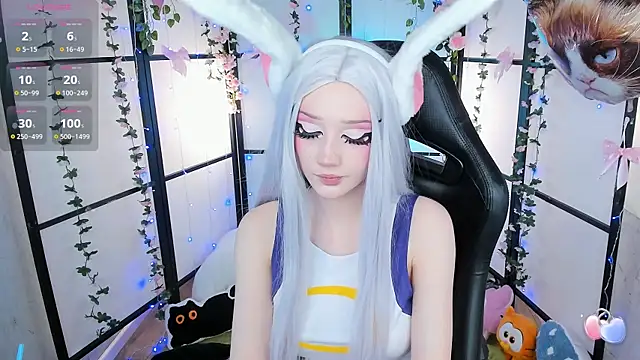 Snapshot of LilithLin chatting on November 25, 11:38 pm LilithLin online show from November 25, 11:38 pm