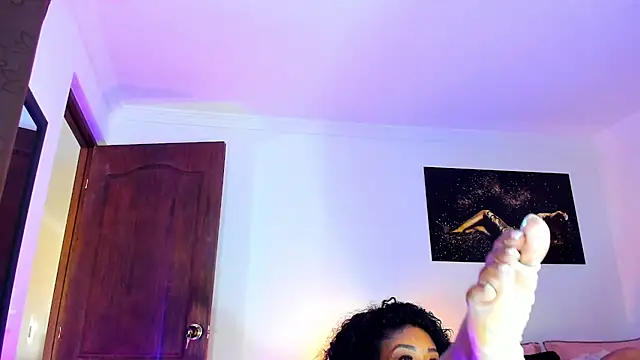 KimberlyBanks2 online show from March 17, 3:07 pm