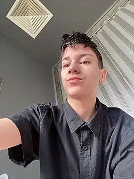 Snapshot of JessyAdore chatting on February 21, 1:00 pm JessyAdore online show from February 21, 1:00 pm