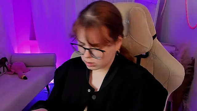 KeytSilvas online show from April 14, 5:35 am