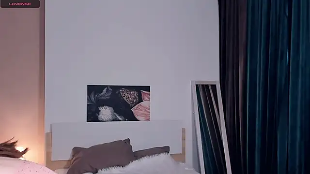 Snapshot of RenetTolken chatting on September 20, 9:21 am RenetTolken online show from September 20, 9:21 am