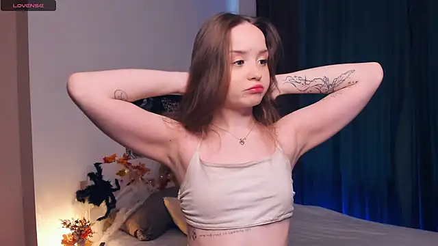 Snapshot of RenetTolken chatting on October 30, 9:22 am RenetTolken online show from October 30, 9:22 am