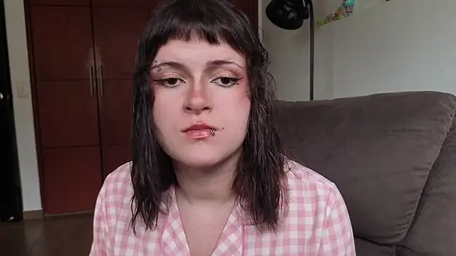 NEXT DOOR GIRL  online show from July 9, 8:57 pm