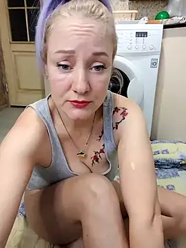 Snapshot of Tina_Alev chatting on December 23, 8:33 am Tina Alev online show from December 23, 8:33 am