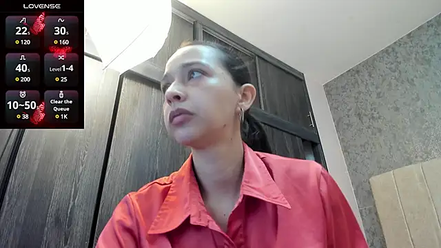Snapshot of samarha_xue chatting on February 8, 11:44 am samarha xue online show from February 8, 11:44 am