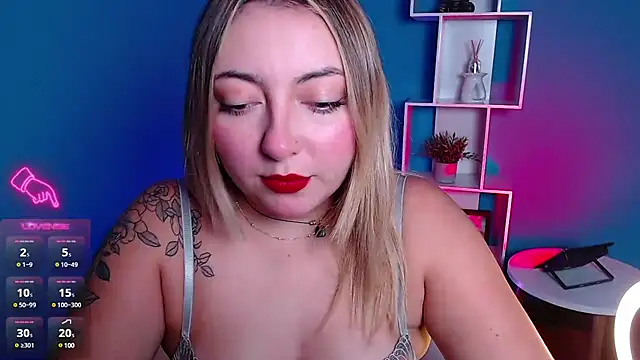 miaawild online show from December 3, 8:17 pm