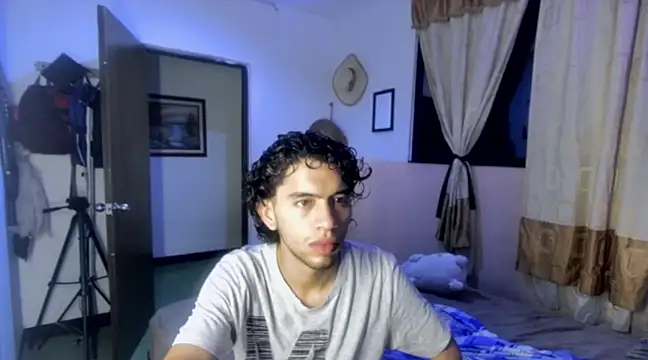 sweet tippot online show from March 15, 3:18 am