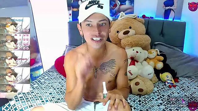 Snapshot of _snopyy_ chatting on February 22, 8:42 pm snopyy online show from February 22, 8:42 pm