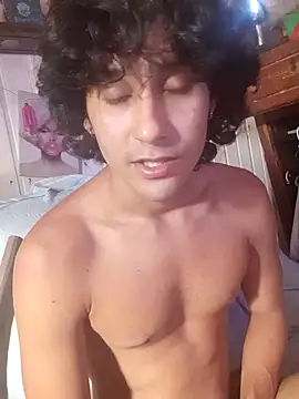 Snapshot of pedrodavid_ chatting on May 8, 8:03 pm pedrodavid online show from May 8, 8:03 pm