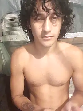 Snapshot of pedrodavid_ chatting on May 14, 1:45 am pedrodavid online show from May 14, 1:45 am