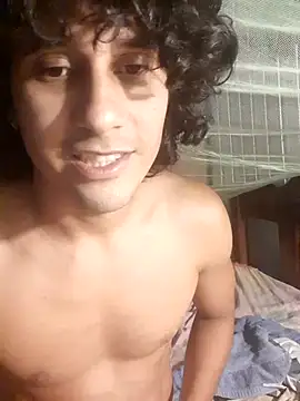 Snapshot of pedrodavid_ chatting on June 18, 5:08 am pedrodavid online show from June 18, 5:08 am