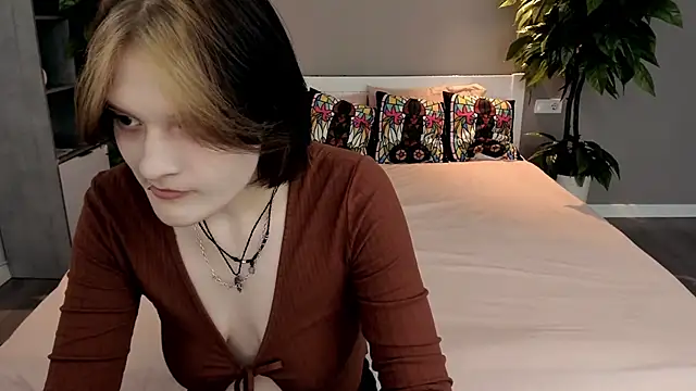 CandyBooms  online show from September 21, 5:42 am