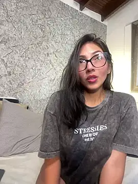 Snapshot of Caro_martinezz chatting on January 14, 9:13 am Caro martinezz online show from January 14, 9:13 am