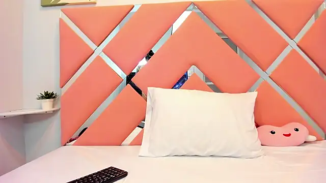 ThailyCherry online show from February 28, 7:46 pm