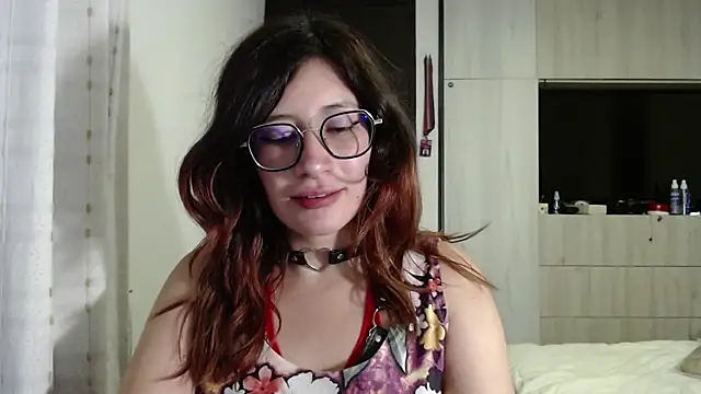 mariana124- online show from March 11, 10:42 pm