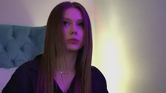 Snapshot of DianaVert chatting on November 20, 6:07 pm DianaVert online show from November 20, 6:07 pm