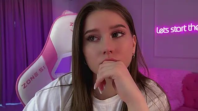 DianaVert online show from March 4, 6:19 am