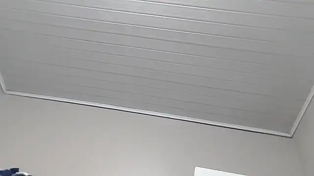 Snapshot of branca18hot chatting on October 10, 2:10 am branca18hot online show from October 10, 2:10 am