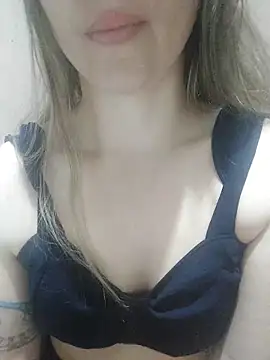 Snapshot of branca18hot chatting on October 22, 12:27 pm branca18hot online show from October 22, 12:27 pm