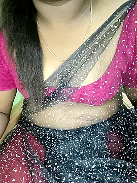 Snapshot of tamil_subha69 chatting on December 5, 1:49 pm tamil subha69 online show from December 5, 1:49 pm