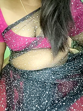 Snapshot of tamil_subha69 chatting on December 5, 10:45 pm tamil subha69 online show from December 5, 10:45 pm