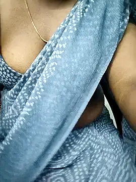 Snapshot of tamil_subha69 chatting on July 7, 4:55 pm tamil subha69 online show from July 7, 4:55 pm