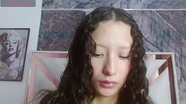 abbycutecs online show from September 21, 1:24 pm