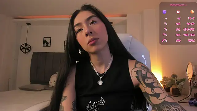 Snapshot of Beck_jones chatting on October 9, 2:48 pm Beck jones online show from October 9, 2:48 pm