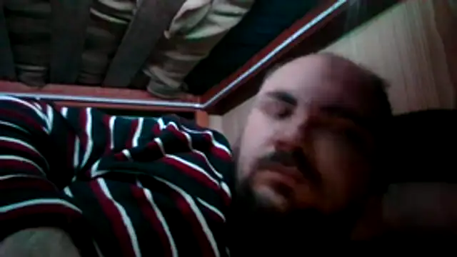 ZARRENAAR3 online show from December 5, 6:22 am