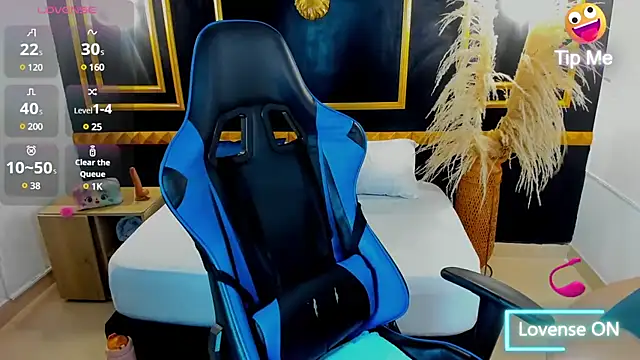 venuz lee online show from February 25, 1:06 pm