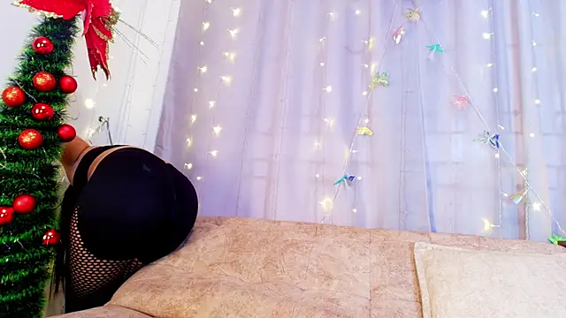 jade brunnette online show from December 19, 8:27 pm