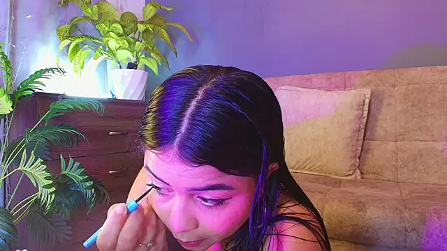 jade brunnette online show from June 8, 8:09 pm