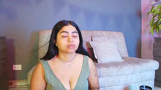 Snapshot of jade_brunnette chatting on June 22, 8:06 pm jade brunnette online show from June 22, 8:06 pm