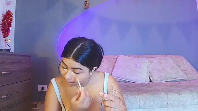 Snapshot of jade_brunnette chatting on June 24, 8:08 pm jade brunnette online show from June 24, 8:08 pm