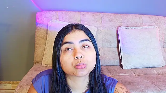 Snapshot of jade_brunnette chatting on July 30, 8:30 pm jade brunnette online show from July 30, 8:30 pm
