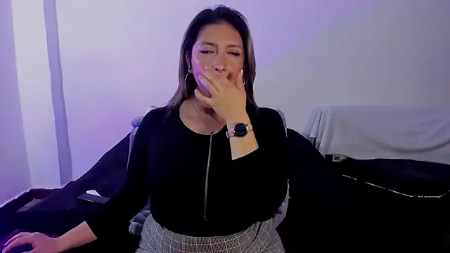 MichelleManson online show from November 12, 10:15 am