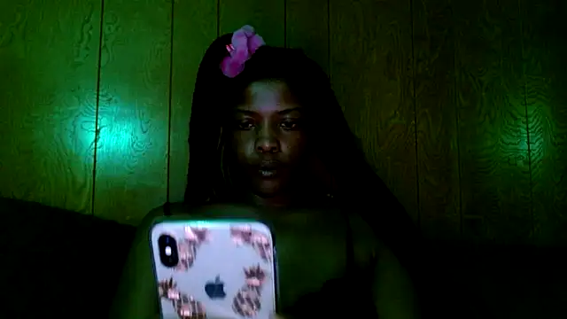 CaramelGoddessxoxo online show from April 24, 7:27 pm
