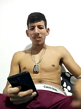 Snapshot of sbsmenhot chatting on February 22, 2:06 am sbsmenhot online show from February 22, 2:06 am