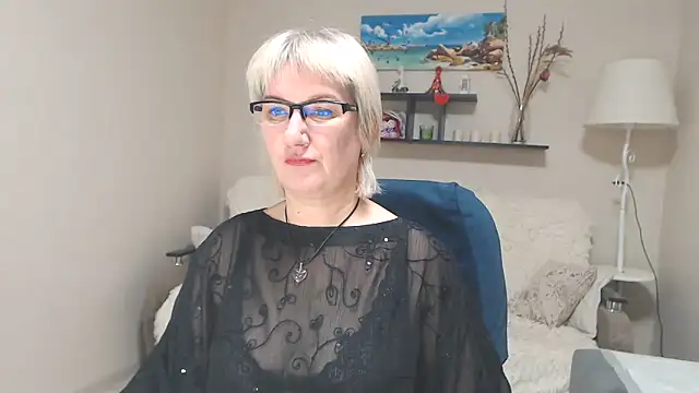 FleurMays online show from January 26, 4:51 am