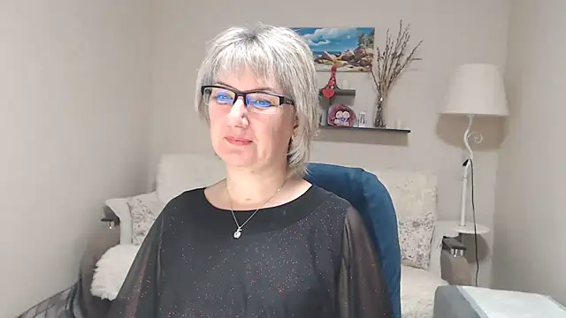 FleurMays online show from November 8, 5:07 am