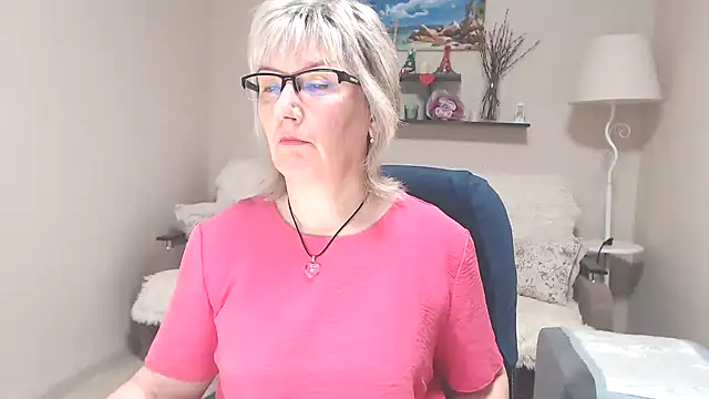 FleurMays online show from June 1, 4:03 am