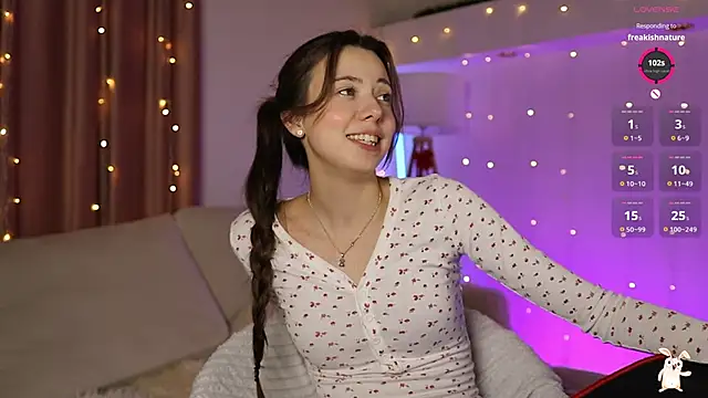 Goldy Grace  online show from January 14, 5:56 pm