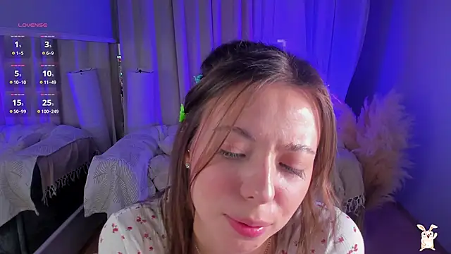 Goldy Grace  online show from February 19, 3:05 pm