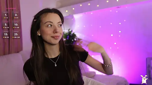 Goldy Grace  online show from March 3, 11:11 am